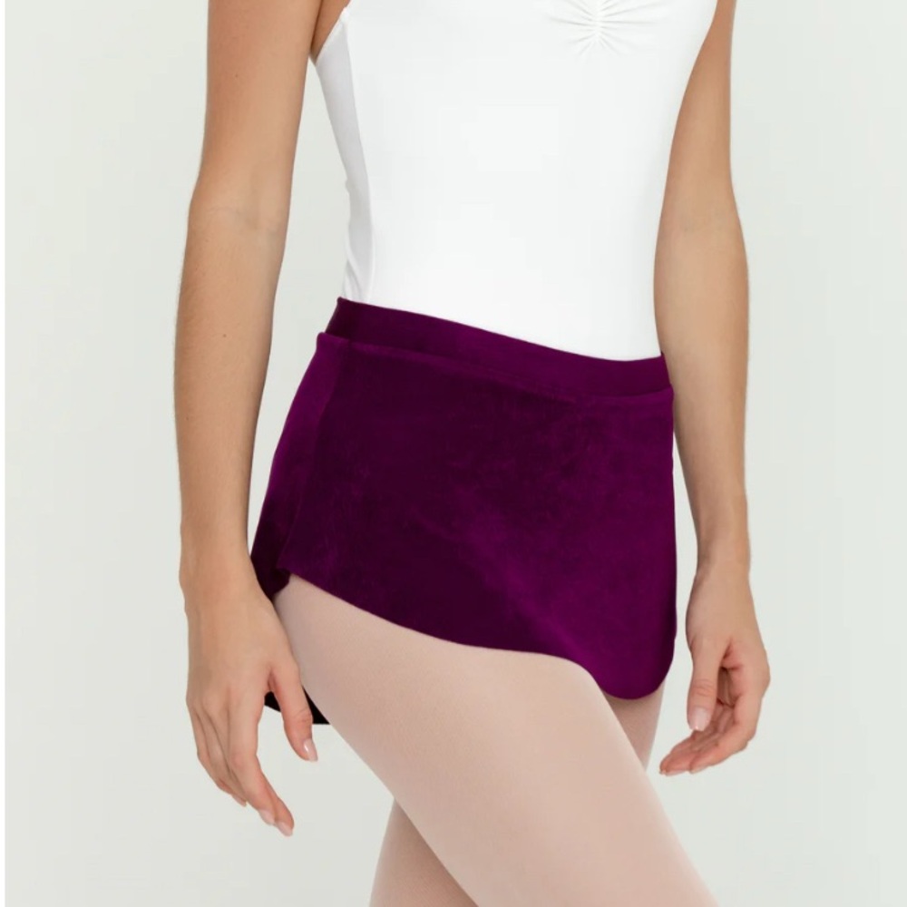 Plum Bullet Pointe Skirt